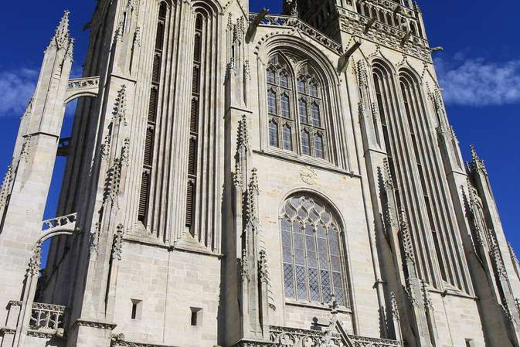 Illustration de l’article « Au-delà des pierres : la Cathédrale Saint-Corentin à Quimper » — Au-delà des pierres