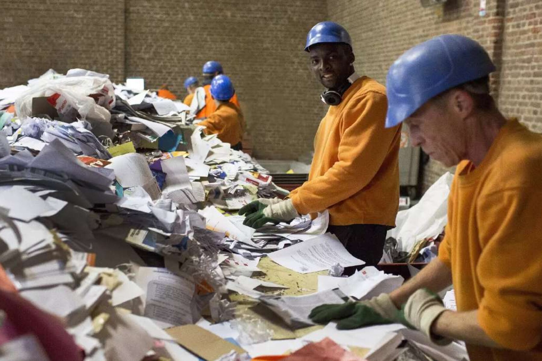 Illustration de l’article « La gestion des déchets : un révélateur des dynamiques locales » — Veolia - Déchets