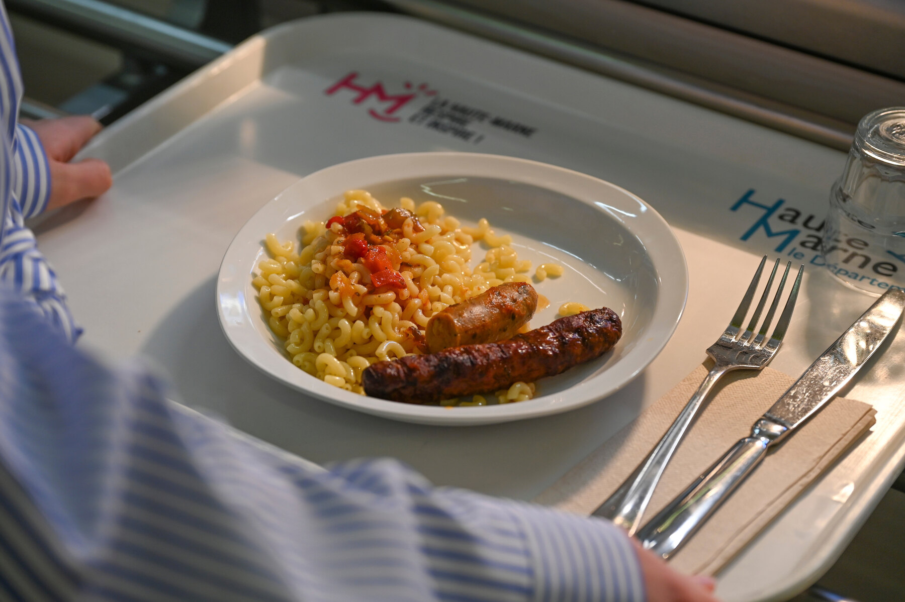Illustration de l’article « Bien manger, s’inclure et s’ouvrir au monde au collège » — Éducation